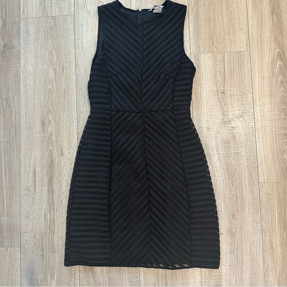Elegant Black Sleeveless Dress